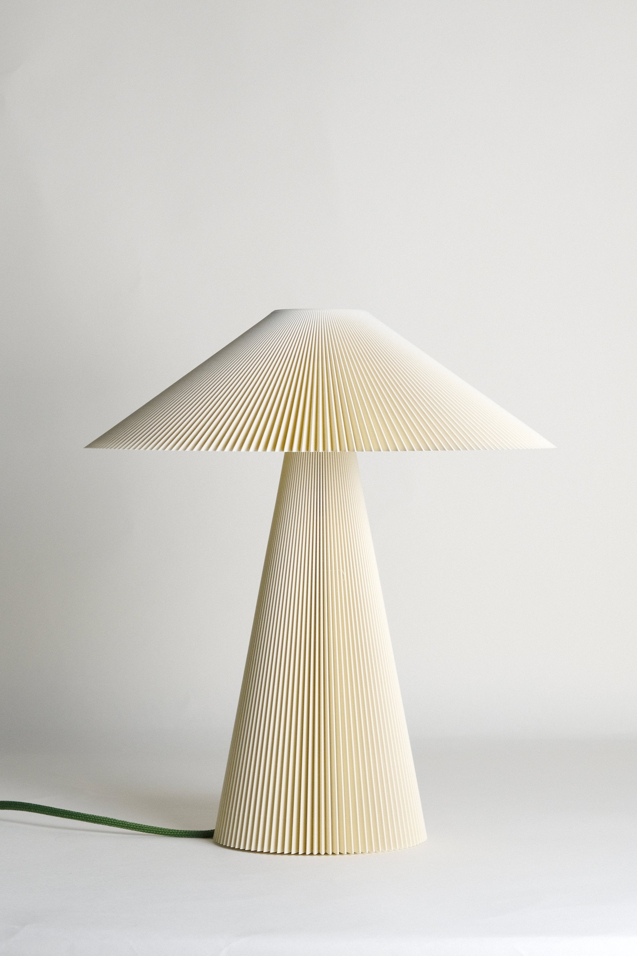 Teen Jane – Eggshell #30